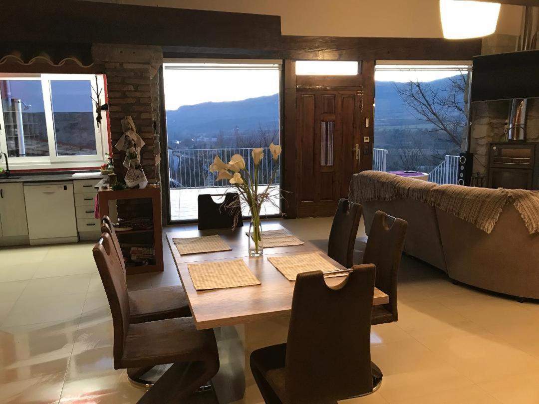 Casa Rural La Abadia-Apartamentos Graus Zewnętrze zdjęcie