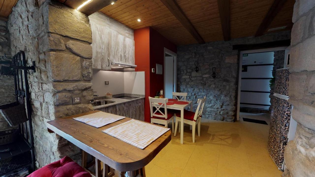 Casa Rural La Abadia-Apartamentos Graus Zewnętrze zdjęcie