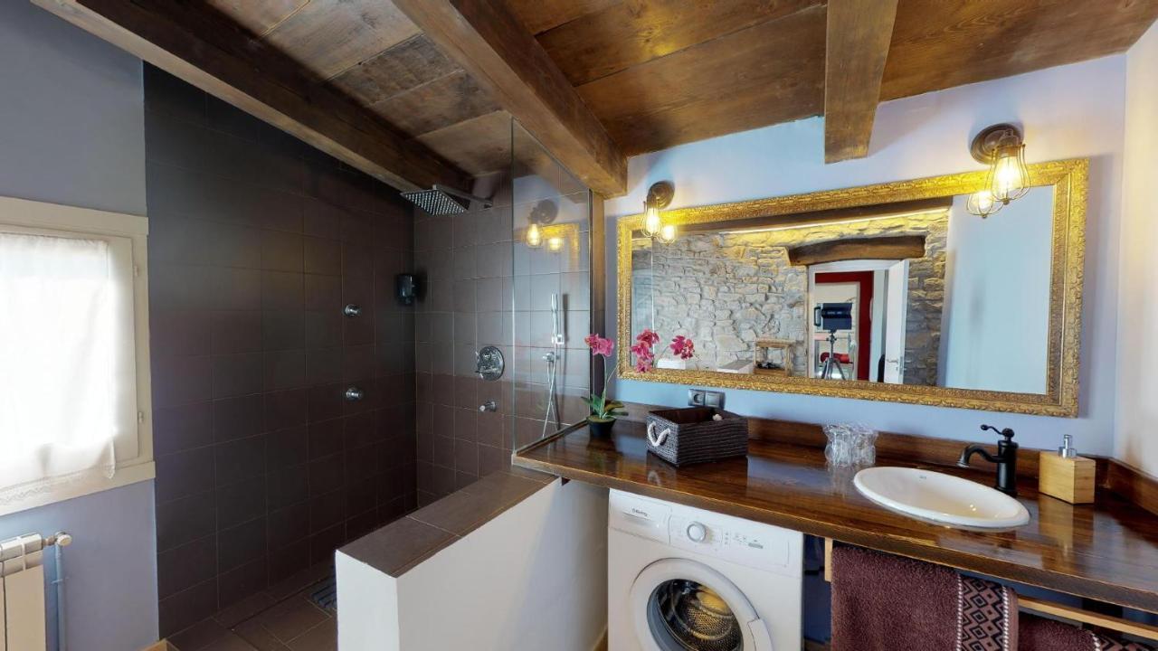 Casa Rural La Abadia-Apartamentos Graus Zewnętrze zdjęcie